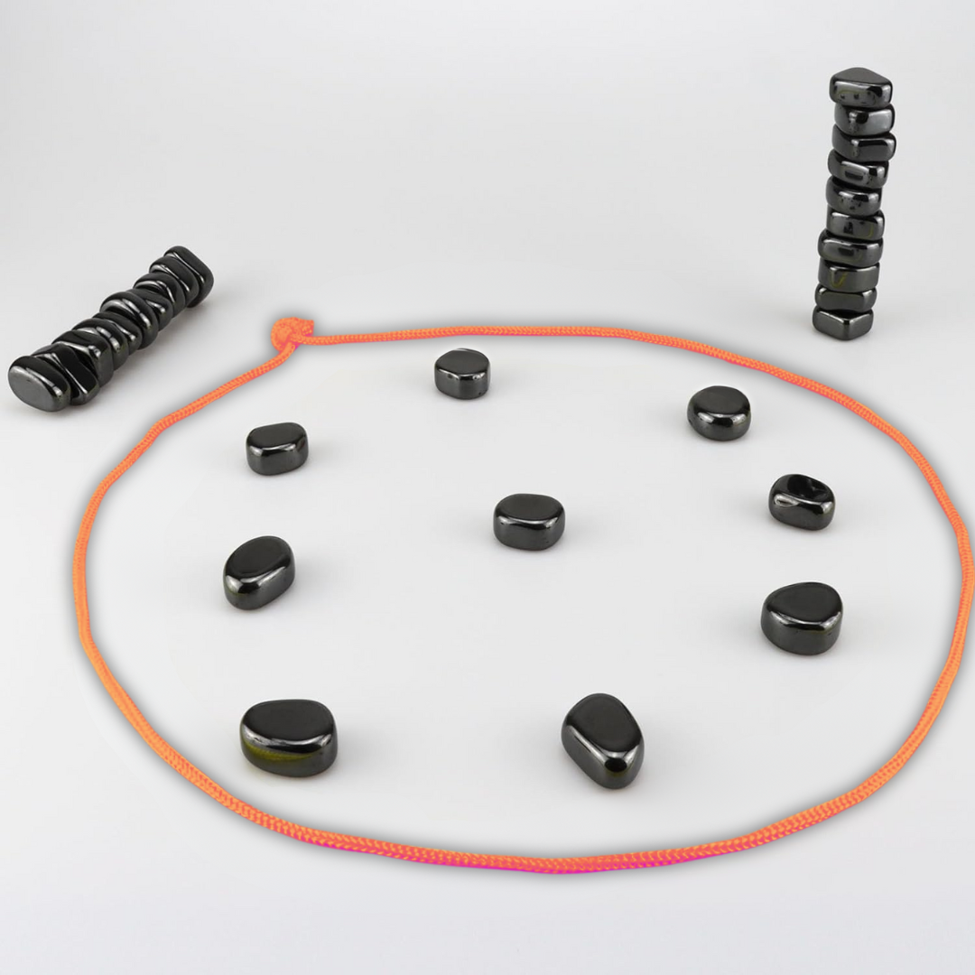 Magnetic Travel Chess Set for Smart Entertainment - CheckMate