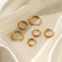 Image of Refined Hoop Earrings