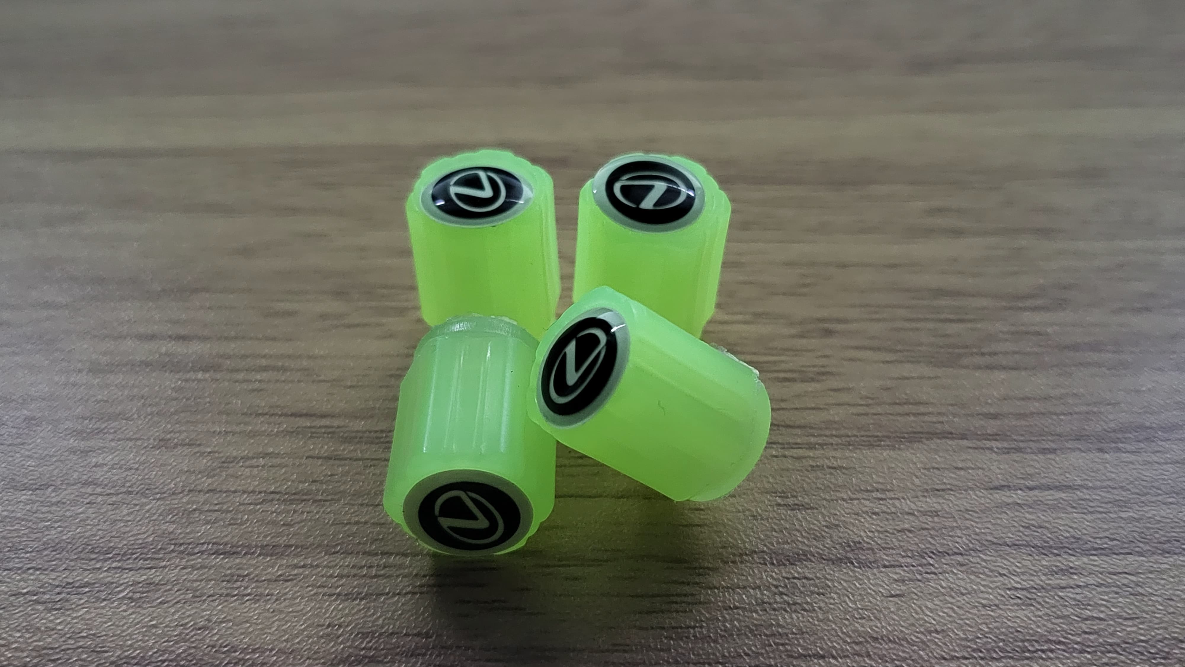 LED Glow-in-the-Dark Valve Caps – Style & Safety for Your Wheels