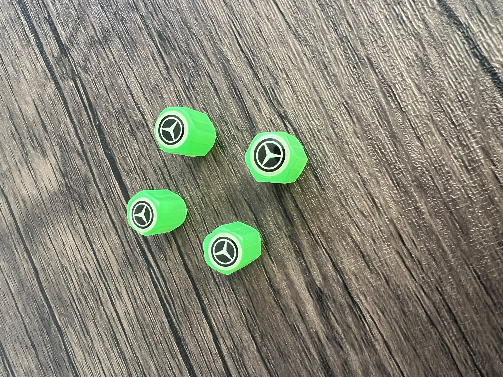 LED Glow-in-the-Dark Valve Caps – Style & Safety for Your Wheels